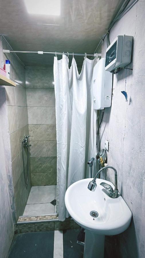 Little House Apartment Tbilisi Bagian luar foto